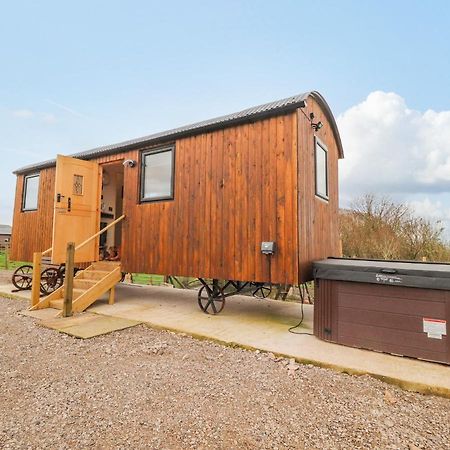 Hillcrest Shepherds Hut Preston  Luaran gambar