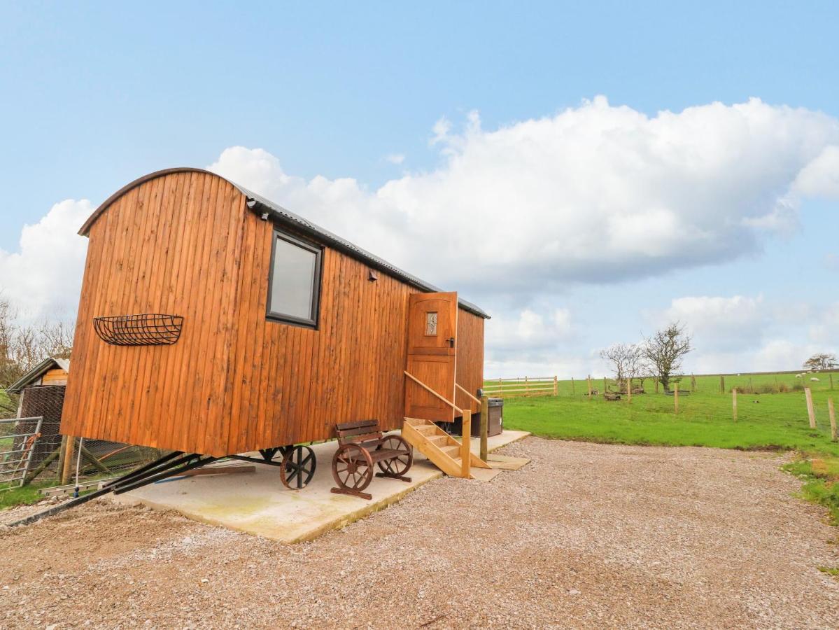 Hillcrest Shepherds Hut Preston  Luaran gambar